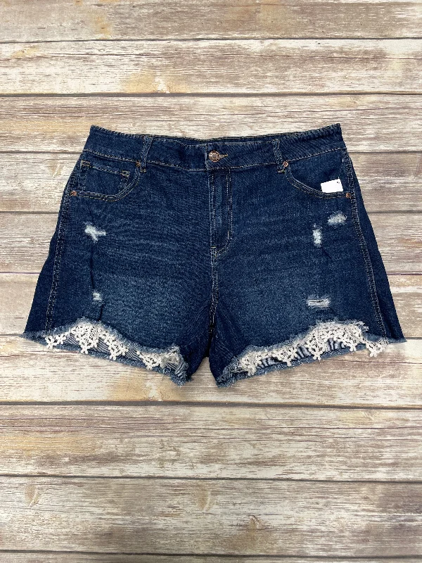 Shorts By Maurices In Blue Denim, Size: 16