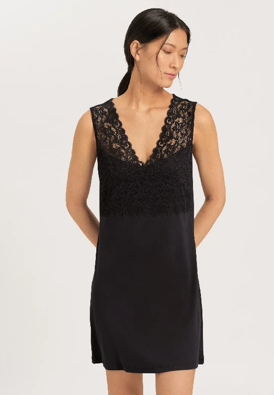 Moments Tank Gown | Black 77929-019