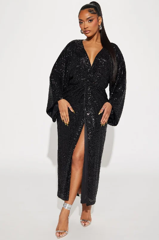 Dancing Queen Sequin Maxi Dress - Black