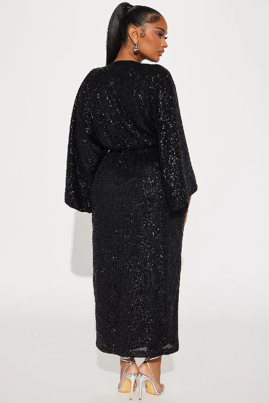 Dancing Queen Sequin Maxi Dress - Black