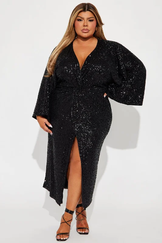 Dancing Queen Sequin Maxi Dress - Black