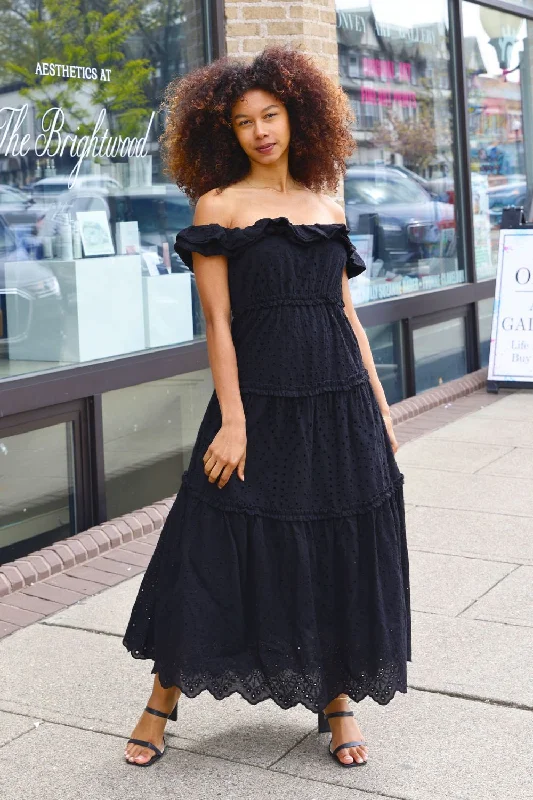 Petite Off the Shoulder Tiered Maxi Dress (Black)